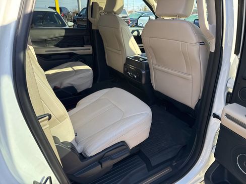 Certified 2024 Ford Expedition Max Platinum image 15