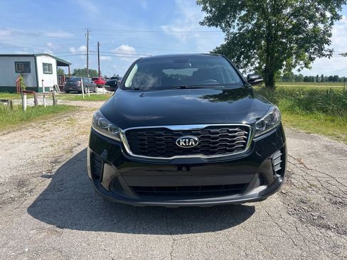 Used 2020 Kia Sorento LX FWD image 2