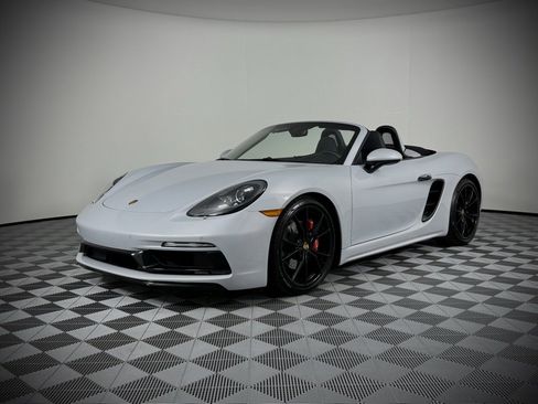 Used 2024 Porsche 718 Boxster S image 2
