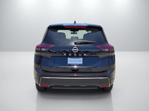 Used 2024 Nissan Rogue S FWD image 5