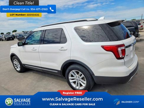 Used 2016 Ford Explorer XLT w/ Equipment Group 202A FWD image 3