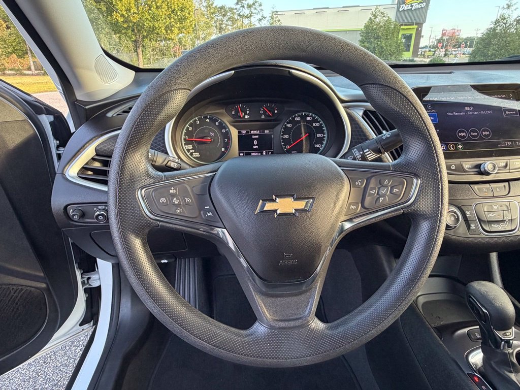 Used 2023 Chevrolet Malibu LS w/ Driver Confidence Package FWD image 15