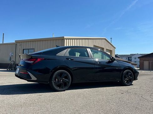 New 2026 Hyundai Elantra Sport FWD image 9