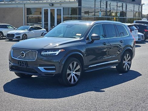 Used 2024 Volvo XC90 T8 Ultimate w/ Protection Package Premier image 15