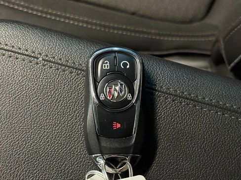 Used 2022 Buick Encore GX Preferred w/ Cold Weather Comfort Package image 18