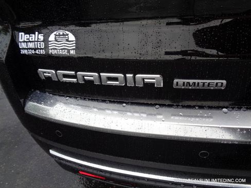 Used 2017 GMC Acadia Limited SLT AWD/4WD image 5