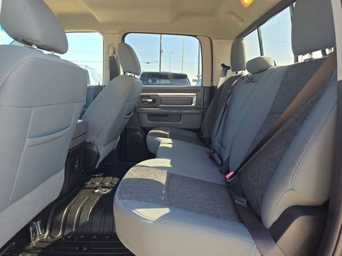 Used 2018 RAM 1500 Lone Star RWD image 13