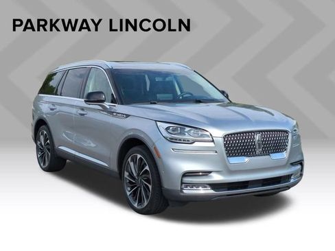Used 2021 Lincoln Aviator Reserve w/ Equipment Group 202A AWD/4WD image 7