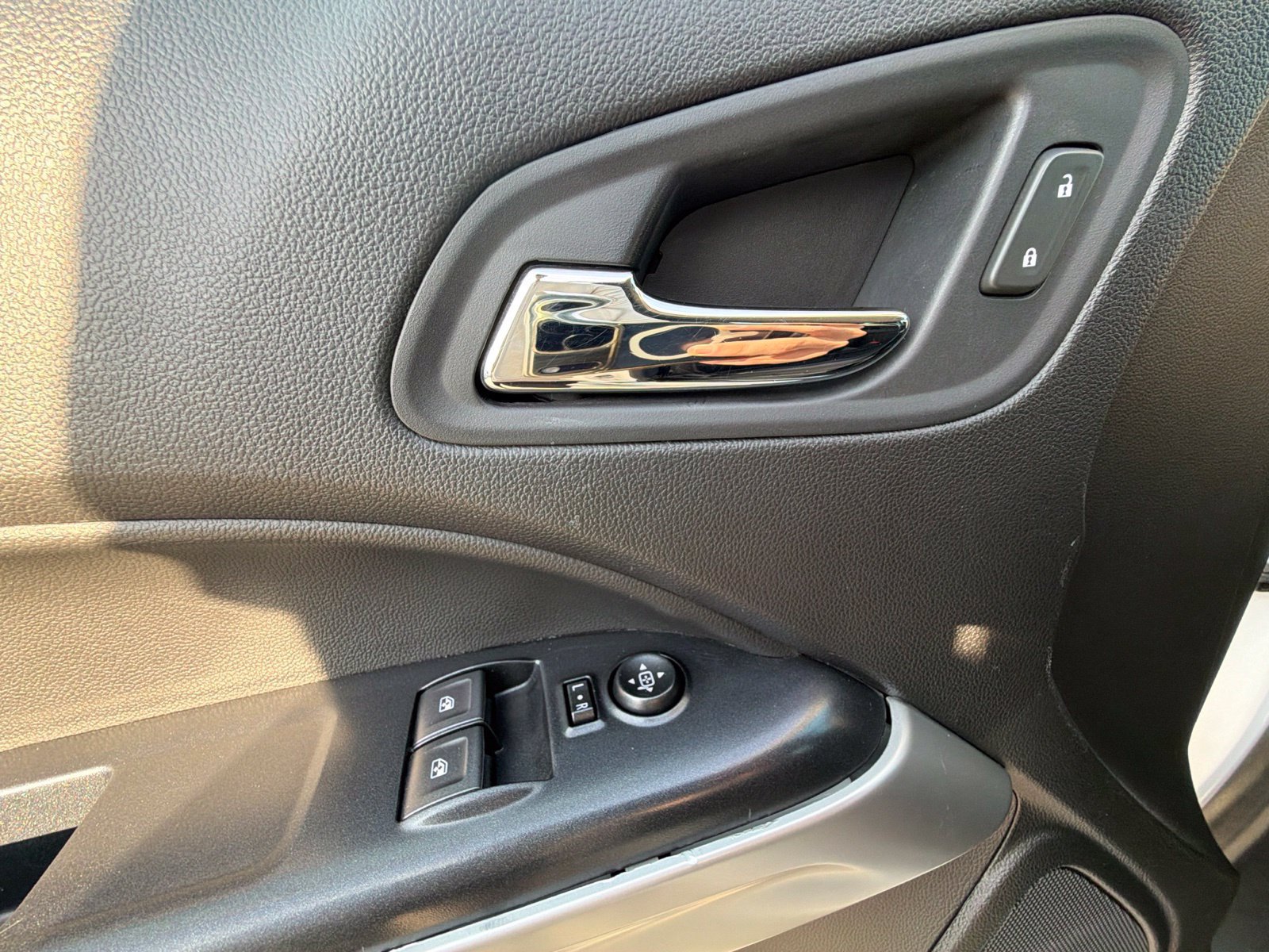 Used 2021 Chevrolet Colorado ZR2 AWD/4WD image 12