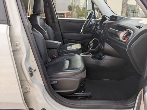 Used 2016 Jeep Renegade Limited AWD/4WD image 14