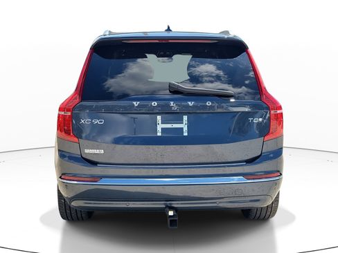 Used 2025 Volvo XC90 T8 Ultra w/ Protection Package Premier image 5