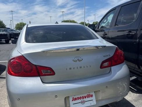 Used 2010 INFINITI G37 x Sedan w/ Premium Pkg AWD/4WD image 2