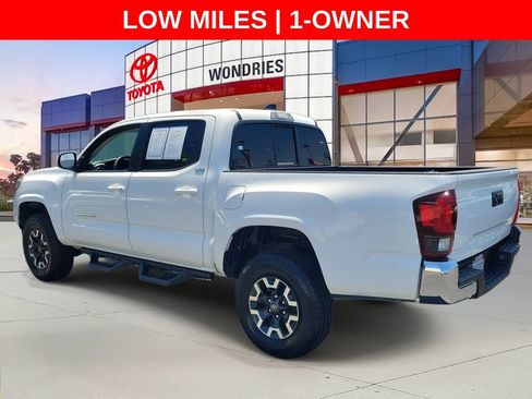 Used 2021 Toyota Tacoma SR5 RWD image 5