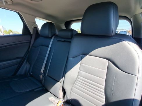 Used 2023 Kia Sportage SX image 14