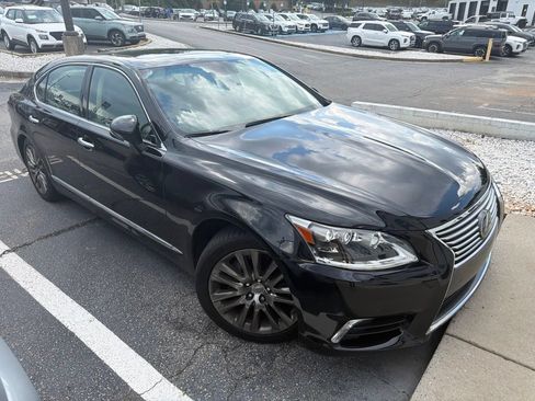 Used 2017 Lexus LS 460 L RWD image 6
