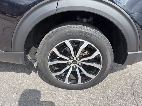 Certified 2022 Ford Explorer ST-Line AWD/4WD image 12
