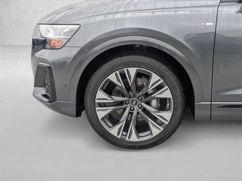 New 2026 Audi Q8 Premium Plus image 10