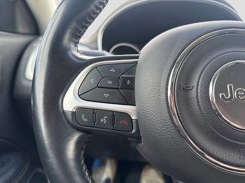 Used 2021 Jeep Compass Latitude AWD/4WD image 13
