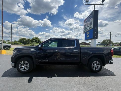 Used 2024 GMC Sierra 1500 SLT RWD image 7