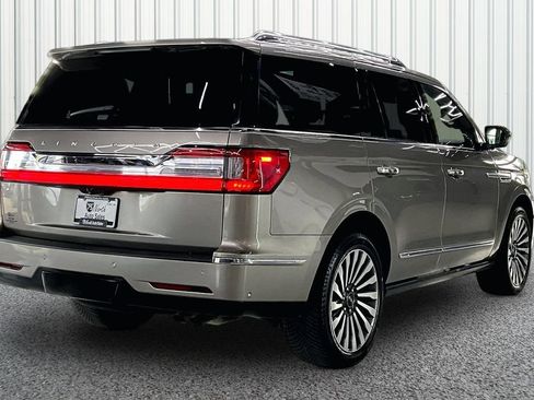 Used 2019 Lincoln Navigator Reserve AWD/4WD image 6