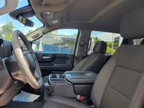 Used 2025 Chevrolet Silverado 1500 Custom Trail Boss AWD/4WD image 12