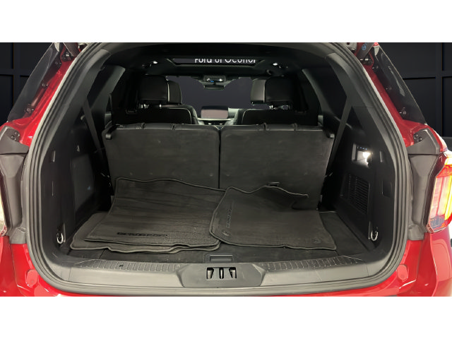 Used 2025 Ford Explorer ST AWD/4WD image 27