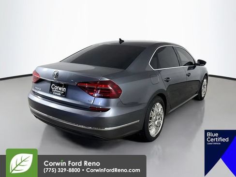 Used 2018 Volkswagen Passat 2.0T SE FWD image 9