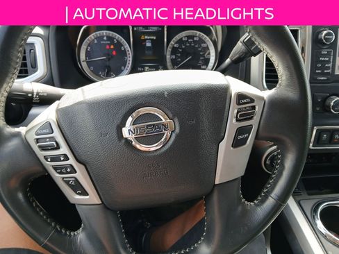 Used 2017 Nissan Titan PRO-4X w/ Pro-4x Convenience Package image 13