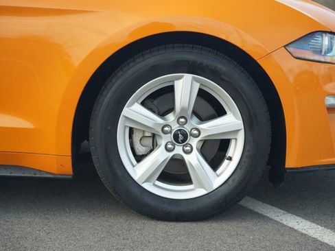 Used 2018 Ford Mustang Coupe image 37