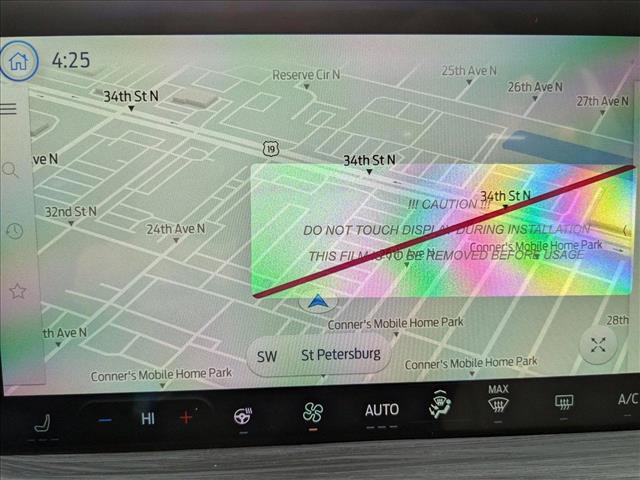 New 2025 Ford Escape SE w/ PHEV Premium Package FWD image 12