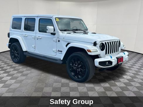 Used 2021 Jeep Wrangler Unlimited Sahara AWD/4WD image 8