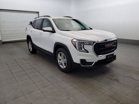 Used 2024 GMC Terrain SLE w/ Driver Convenience Package AWD/4WD image 13