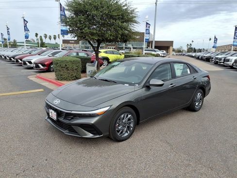 New 2026 Hyundai Elantra Blue image 1