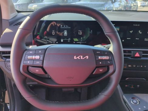 New 2026 Kia Sportage S image 14