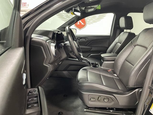 Used 2023 Chevrolet Colorado LT w/ LT Convenience Package III AWD/4WD image 11