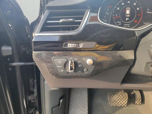 Used 2018 Audi Q7 3.0T Prestige image 14