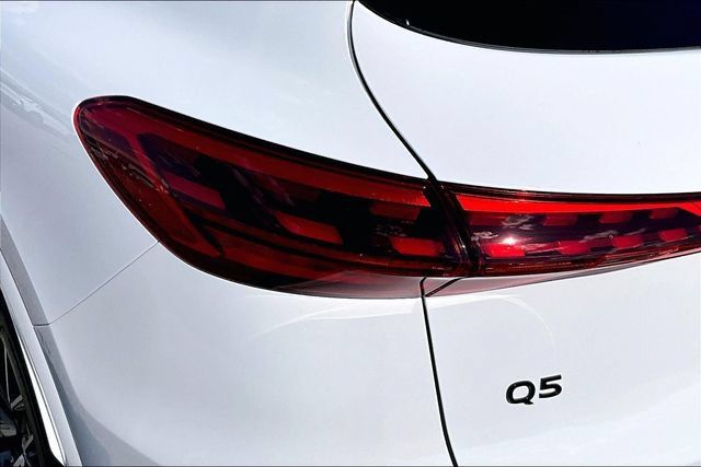 New 2026 Audi Q5 Premium Plus AWD/4WD image 32