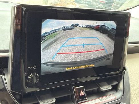 Used 2026 Toyota Corolla LE FWD image 23