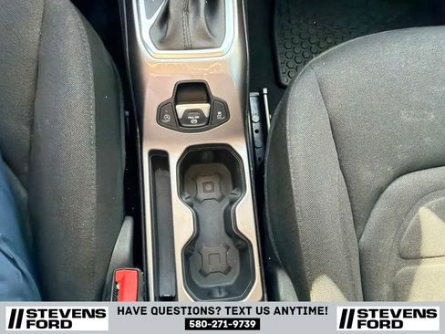 Used 2022 Jeep Renegade Latitude w/ Convenience Group AWD/4WD image 24