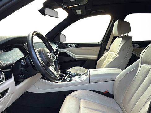 Used 2019 BMW X5 xDrive50i AWD/4WD image 21