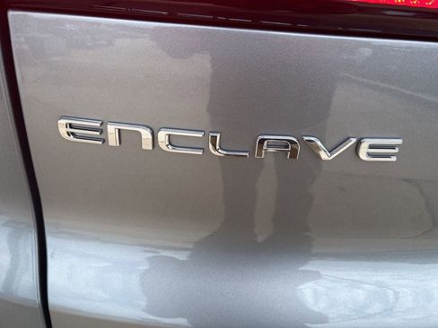 Used 2025 Buick Enclave Avenir w/ Super Cruise Package FWD image 35