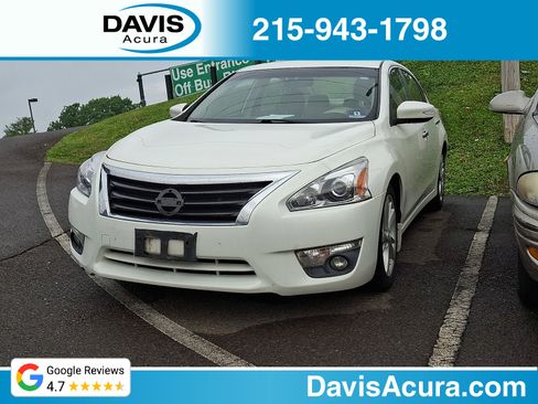 Used 2013 Nissan Altima 2.5 SV w/ 2.5SV Convenience Pkg FWD image 1