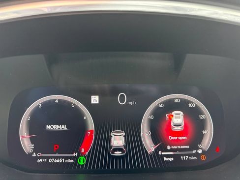 Used 2022 Acura MDX A-Spec AWD/4WD image 13