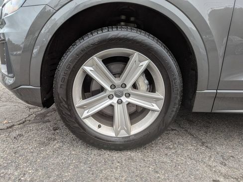 Used 2019 Audi Q8 Premium AWD/4WD image 43