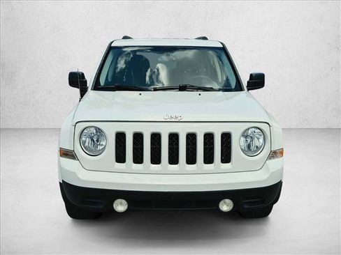 Used 2016 Jeep Patriot Sport w/ Power Value Group FWD image 2