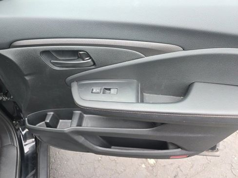 Used 2022 Honda Passport TrailSport image 34