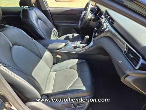 Used 2019 Toyota Camry XSE w/ Driver Assist Package FWD image 16