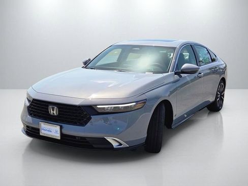 New 2026 Honda Accord Touring image 8