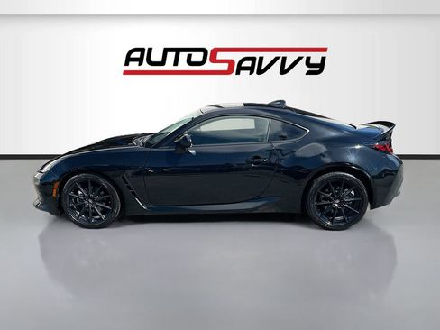 Used 2022 Toyota GR86 Premium w/ ALL Weather Mat Package (TMS) RWD image 4