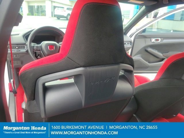 Used 2025 Honda Civic Type R image 13